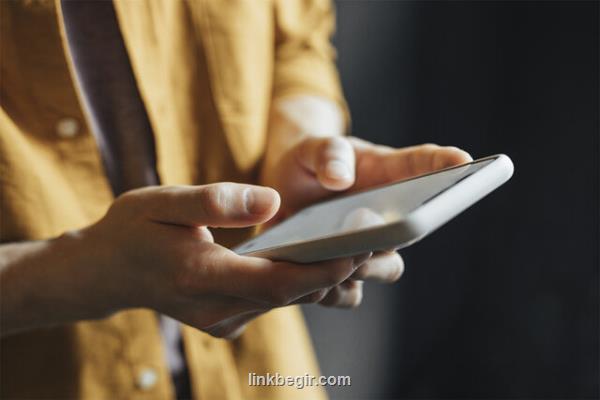 به بهانه اینترنت رایگان، وارد لینك های مخرب نشوید به بهانه اینترنت رایگان، وارد لینك های مخرب نشوید